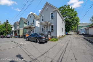7 Oakwood Place, Scranton, PA 18510