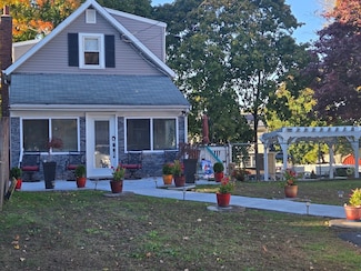 43 Chestnut St, Randolph, MA 02368