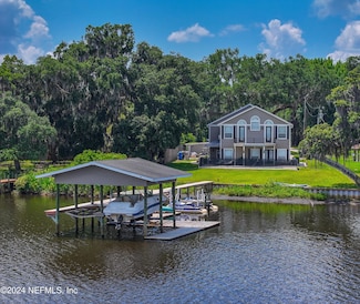 529 W River Rd, Palatka, FL 32177