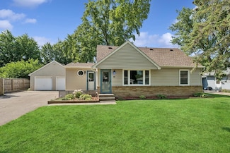 166 91st Ln NE, Minneapolis, MN 55434