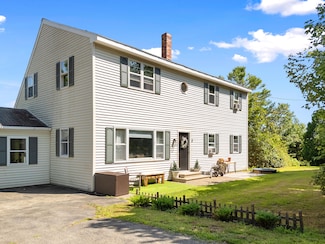 3 Boudin Rd, Wiscasset, ME 04578