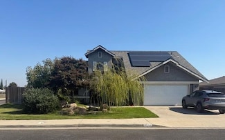 3605 Phillip Ave, Clovis, CA 93612