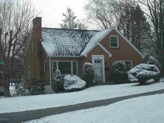 1001 Kentwood Dr, Blacksburg, VA 24060