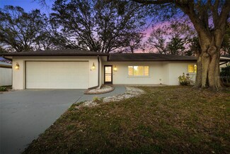 2645 Belvoir Blvd, Sarasota, FL 34237