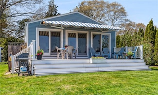 35 Buena Vista Dr, North Kingstown, RI 02852