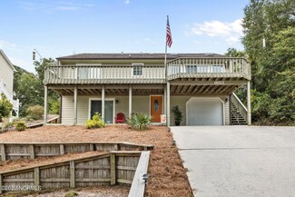 6613 Marsh Cove Rd, Emerald Isle, NC 28594