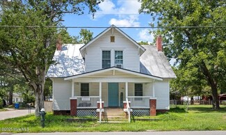 1208 Downing St SW, Wilson, NC 27893
