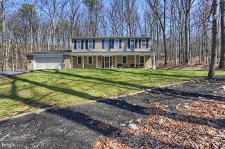 644 Spring Ln, Boiling Springs, PA 17007