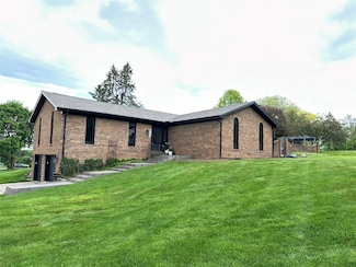 6170 Mistletoe Ave, Fairview, PA 16415