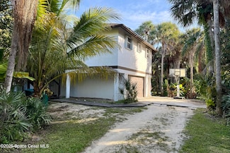 111 Seagrape Rd, Melbourne Beach, FL 32951