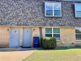 441 SW Thomas St Unit B, Burleson, TX 76028