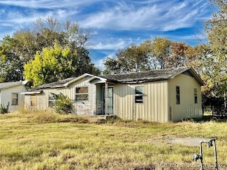 100 W Walnut Ave, Coalgate, OK 74538