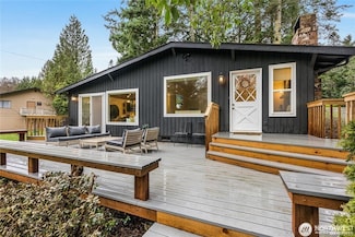 1465 Lake Dr, Camano Island, WA 98282