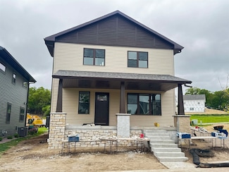 452 Gunderson Dr, Portage, WI 53901