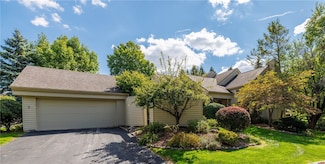 1 Woods Point, Webster, NY 14580