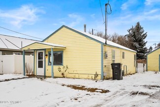 2608 Englewood Ave, Yakima, WA 98902
