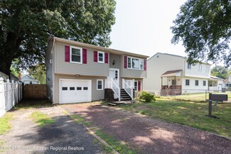 36 Day Ave, North Middletown, NJ 07748