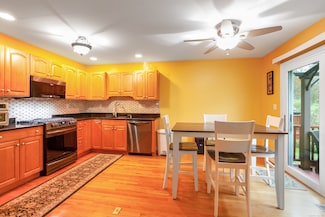 30 Silver Sands Rd Unit C-9, East Haven, CT 06512