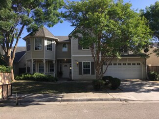 4053 W Cortland Ave, Fresno, CA 93722