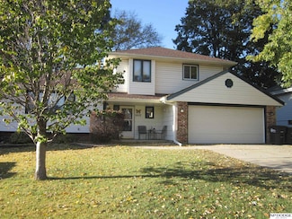 5822 S 104th Ave, Omaha, NE 68127