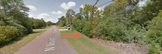 8145 N Voyager Dr, Citrus Springs, FL 34433