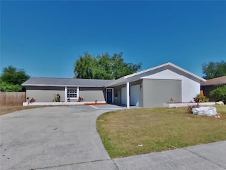 1533 Twin Palms Loop, Lutz, FL 33559