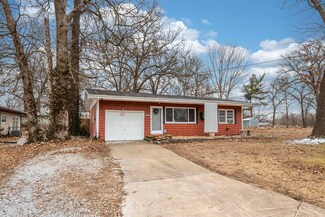1020 S Gelven Ave, Springfield, MO 65804