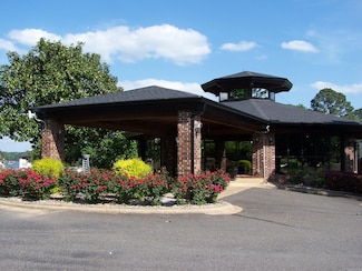 5371 Central Ave, Hot Springs National Park, AR 71913
