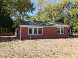 1377 State Highway 19, Chickasha, OK 73018