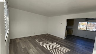 9220 Bancroft Ave Unit D, Oakland, CA 94603