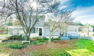 404 Locust St, Vine Grove, KY 40175