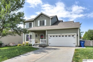 11602 S 207th St, Gretna, NE 68028