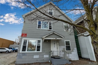 726 Oliver St, North Tonawanda, NY 14120