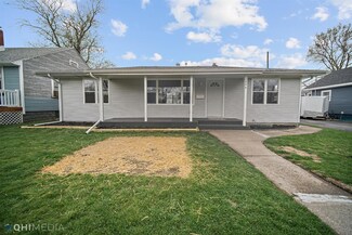 2844 Elkhart St, Lake Station, IN 46405