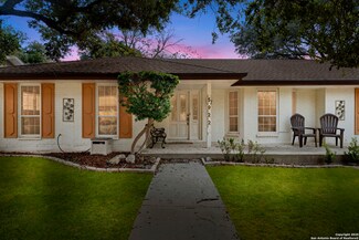 5922 Windhaven Dr, San Antonio, TX 78239