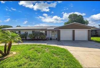 8199 115th St, Seminole, FL 33772