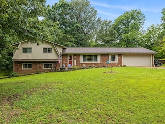1813 N Jennings Dr, Madisonville, KY 42431