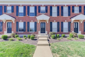 835 Brookmead Dr Unit 281, O Fallon, MO 63366
