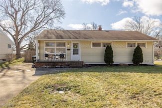 23341 Olmsted Dr, North Olmsted, OH 44070