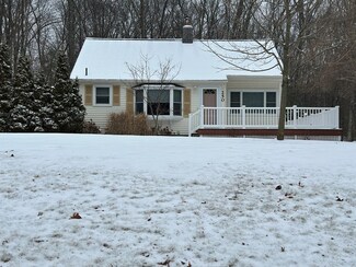 250 E Hartford Ave, Uxbridge, MA 01569