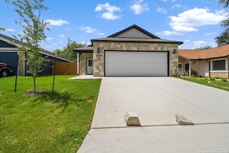9314 Points Edge, San Antonio, TX 78250