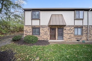3245 Summertime Ct Unit 21, Columbus, OH 43221