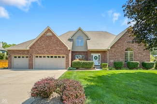 3681 Cheyenne Ct, Columbus, IN 47203