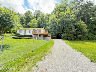 123 Powers Loop, Oakdale, TN 37829