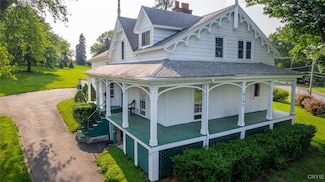 810 Franklin St, Skaneateles, NY 13152