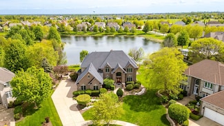 4719 Torphin Hill Ct, Naperville, IL 60564