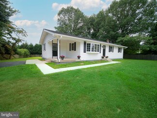 128 Colson Ln, Mullica Hill, NJ 08062