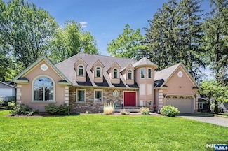 16 Norwood Ave, Glen Rock, NJ 07452