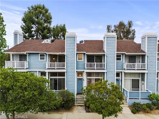 21912 Hiawatha St Unit 2, Chatsworth, CA 91311