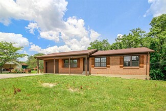 100 Skyline Dr, Munfordville, KY 42765